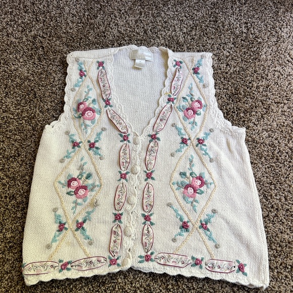 coquette vintage knit sweater floral vest 🎀💖🌸💝 - Picture 2 of 12